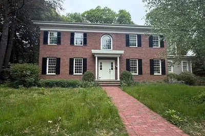 15 Cedar Rd 1