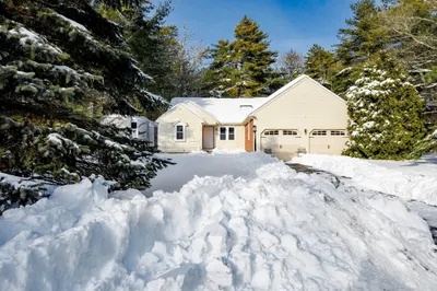 24 Heather Hill Road