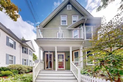 5 Banks Street #2