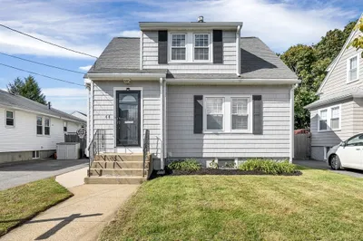44 Woodward St