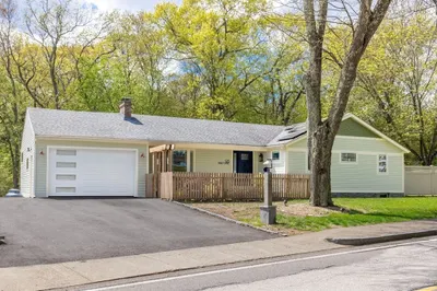 126 Pine Ln 1