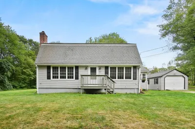 341 Central Turnpike Road 1
