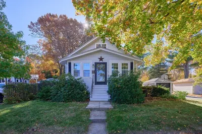 26 Ivernia Rd