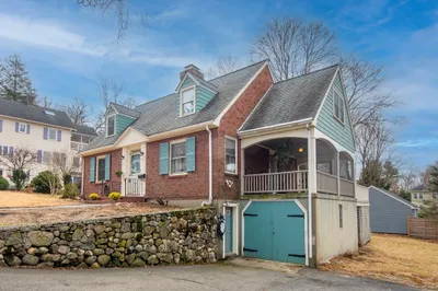 27 Governors Ave 1