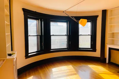 1137 Massachusetts Ave #32