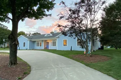 87 Blossom Rd.