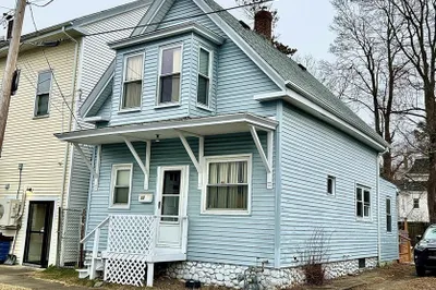 12 Legion Parkway 1