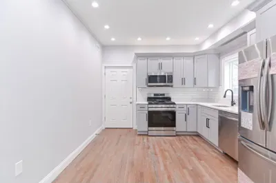 31 Highland Ave #2