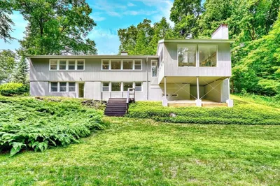 52 Martha's Point Road 1
