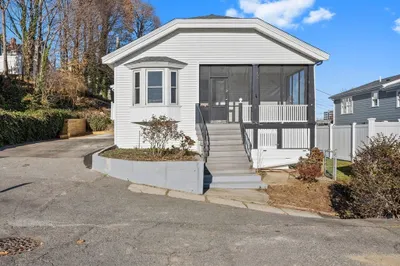 2 South Central Terrace 1