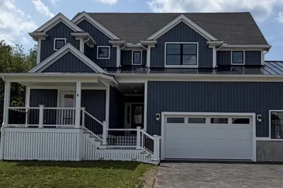 66 Parish Road #4R 1