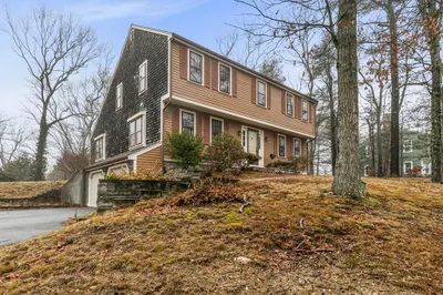 13 Sleepy Hollow Dr 1