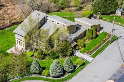 55 Stony Brook Rd 1