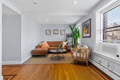 290 Shawmut Ave #3