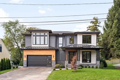 20 Ridgeway Ave 1
