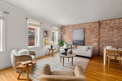 156 Prince St #11