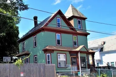 22 A St