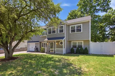 34 Drinkwater Ave 1