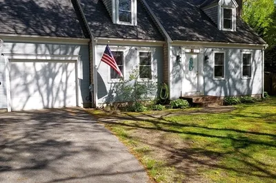 45 Easterly Dr 1