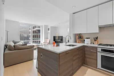 1 Franklin St #2110 1