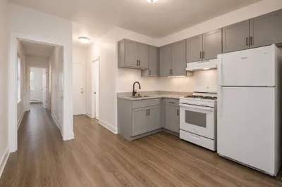 128 Shawmut St #6 1