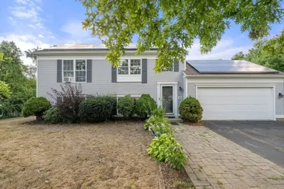 464 Lunns Way 1