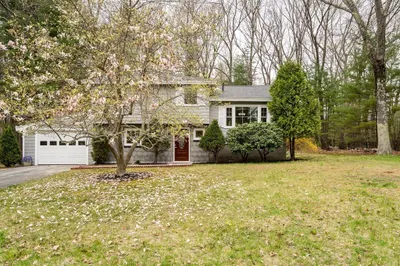 13 Longmeadow Rd 1