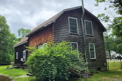 124 Log Plain Rd