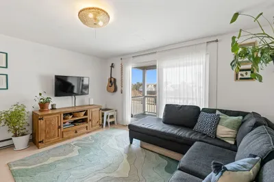 945 Commercial Street #Unit 2B 1