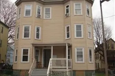 40 Ripley Rd #1