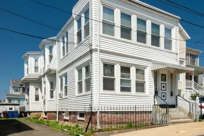 19 Roosevelt St 1