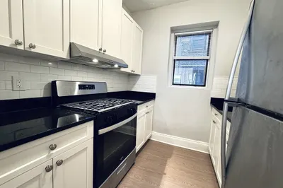 4 Langmaid Ave #1