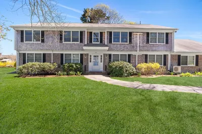 176 Mill Rd #4BU