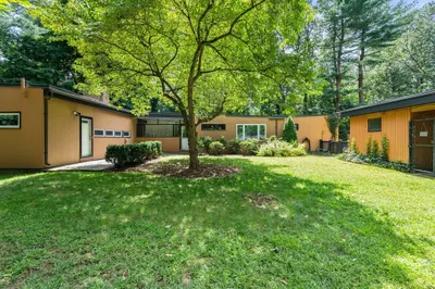 106 Dudley Ln 1