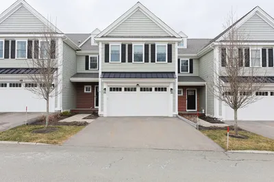 8 Riverstone Way #8 1