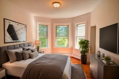 224 Chelsea Street #3