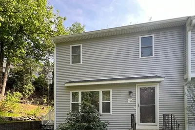 401 Pondview Pl #401 1