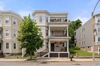 574 Ashmont Street #1