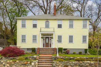 82-84 East Side Parkway 1