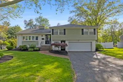 75 Perry Avenue 1