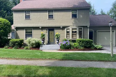 94 Beeching St