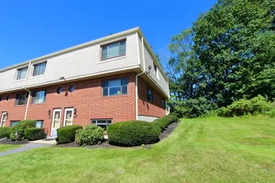 96 Sterling Ln #96 1