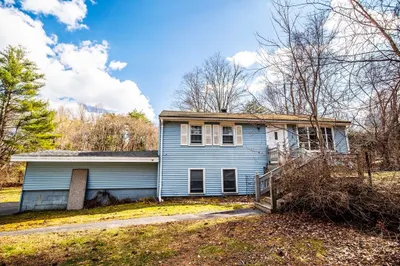 68 Hudson Rd
