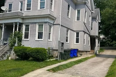 877 High St