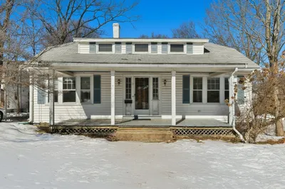 22 Hope Ave