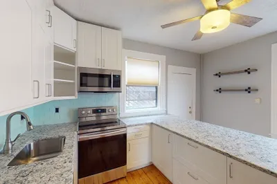 47 University Rd #2