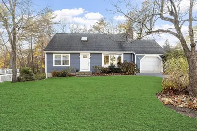 12 Arrowhead Rd