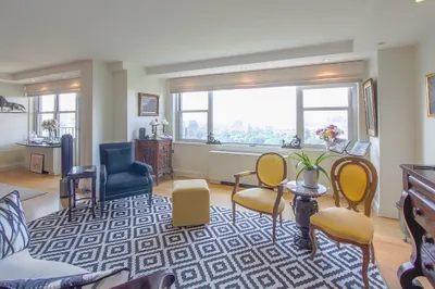 151 Tremont St #20E