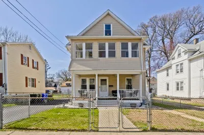 30-32 Sterling St