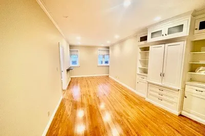 19 Wiget St #104